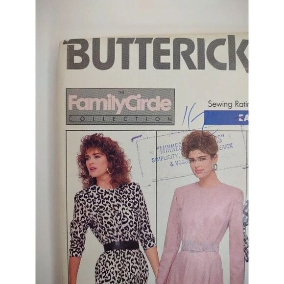Butterick  Pattern 5756 - Misses' Dresses Extended shoulders …Uncut 1987 - Picture 3 of 8